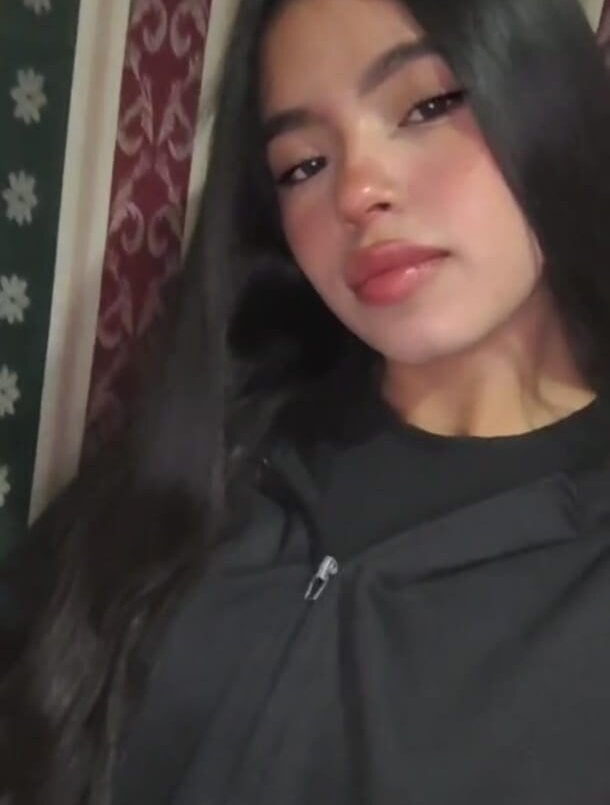 sleekcams.com lunamoore_pink livesex profile in col cams