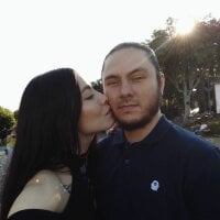 Isabellaandmike's Offline Chat Room