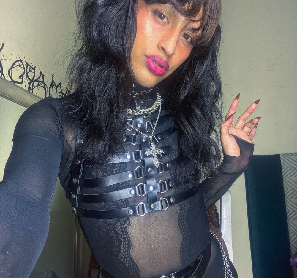 Mistress_Amapola profile