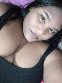 sexy_bigass26's Live Sex Cam Show