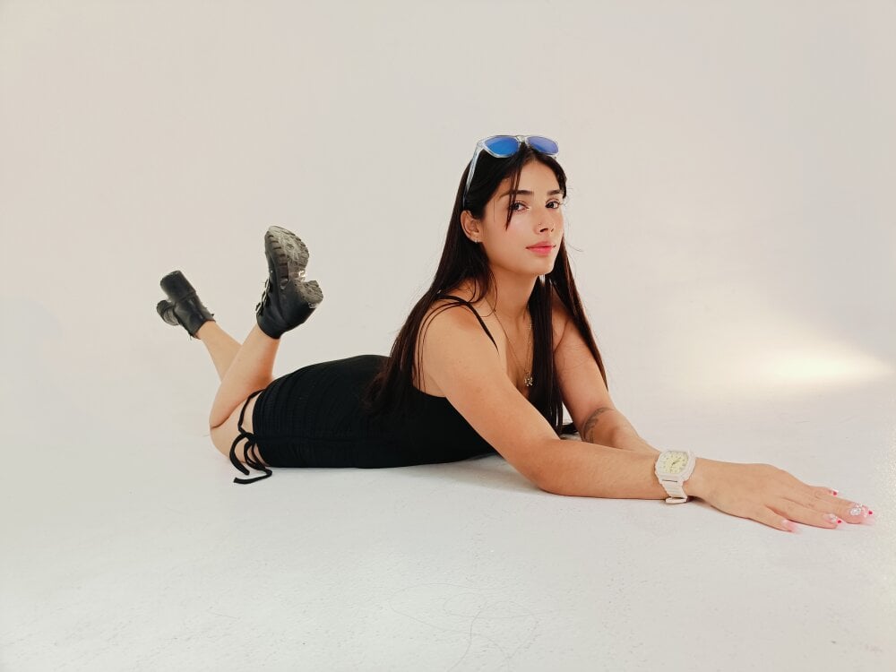 GiannaLane profile