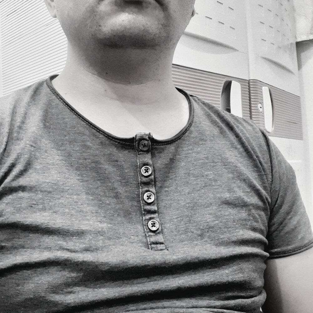 Sidlakas08's Offline XXX Chat