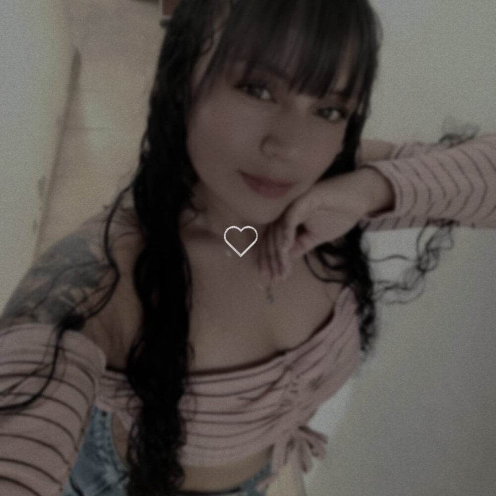 Amalia_thomm profile