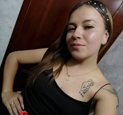 CreamBaby_hot 💋 online webcam