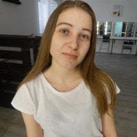 maria_shine18's Offline Chat Room