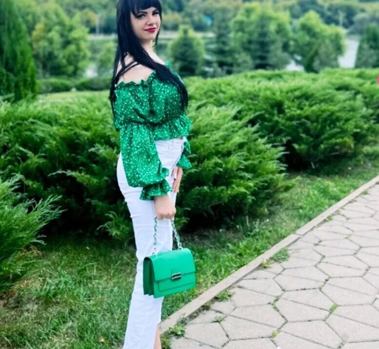 HellaReousx's Offline XXX Chat