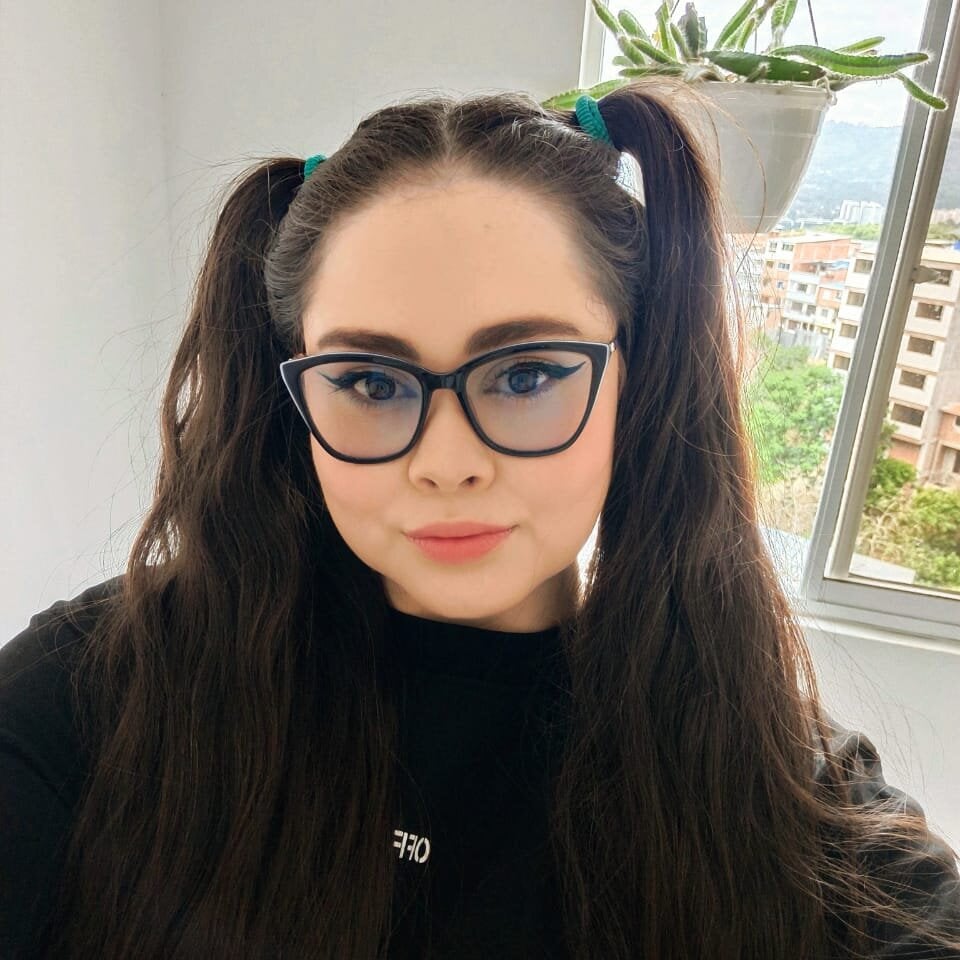 LolaVillalobos profile