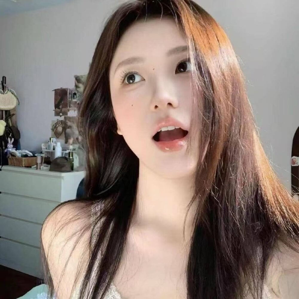 Bella_Ava