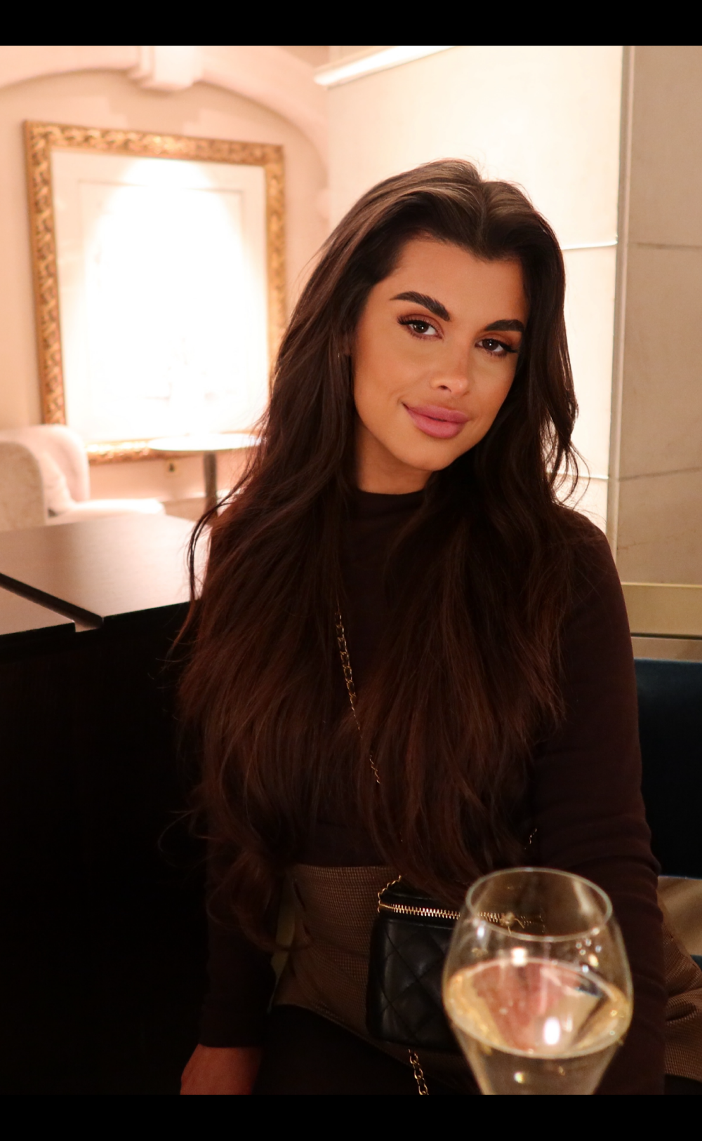 Офлайн-чат XXX houseofnova