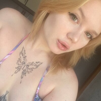 PrettyKristina Stripchat Interactive Toys Teens  Adult Cam Model 