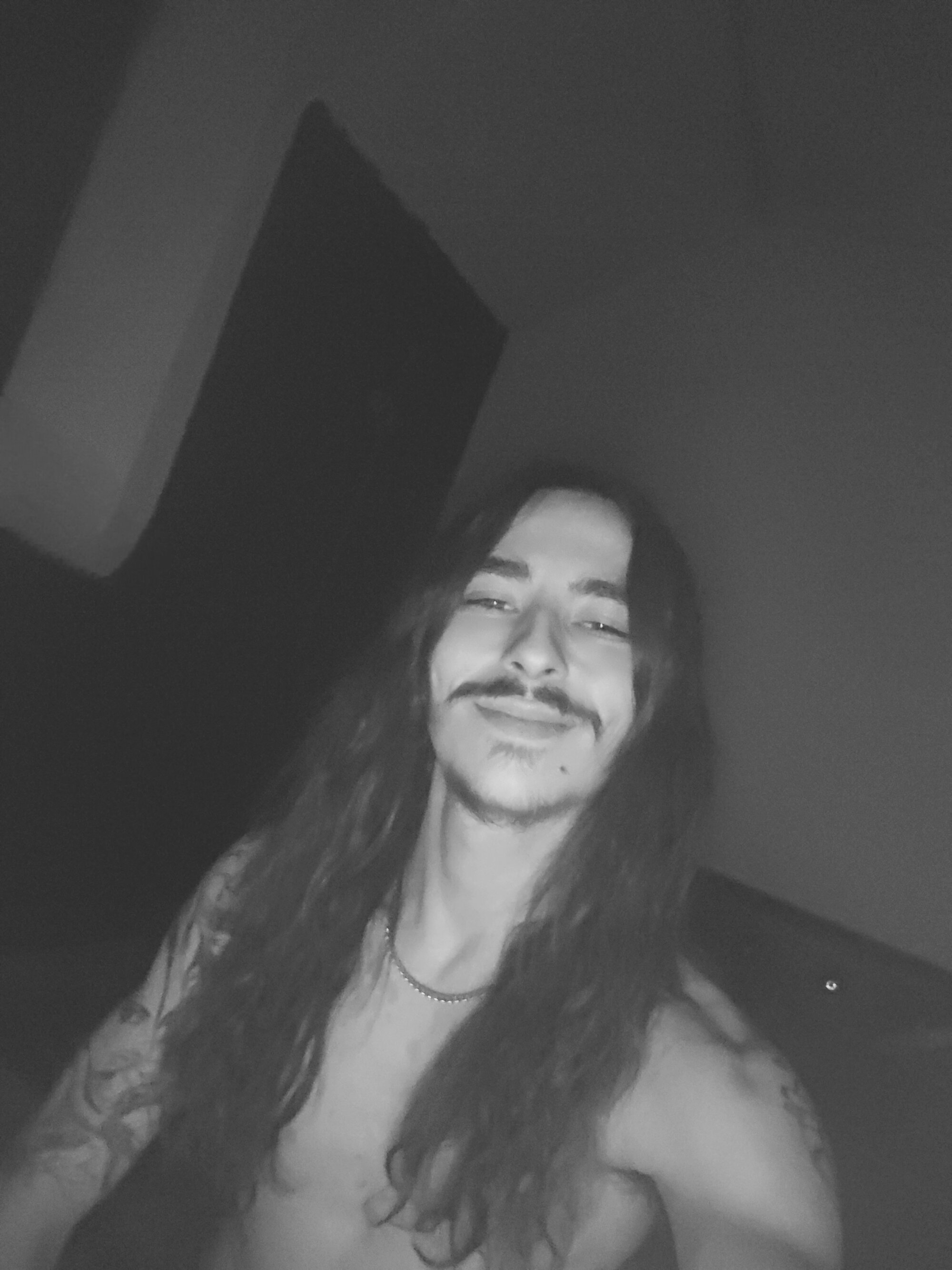 ShyCuriousBoy