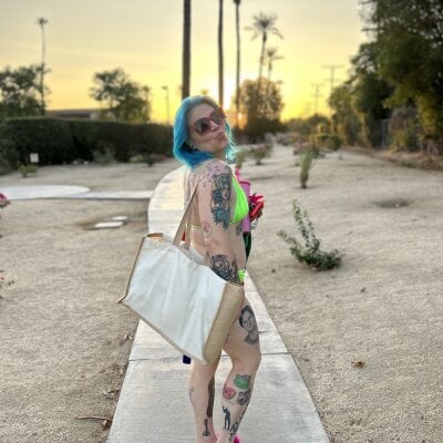 CherryBombBomb - Stripchat Pov Glamour Lovense Girl 