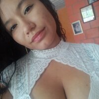 gabriela_sandoval's Offline Chat Room
