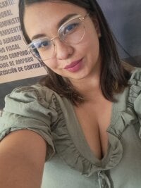 ISABELLA-24_ 现场XXX聊天