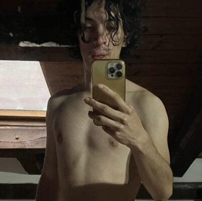 Juandipietroz1 - Stripchat Cam2cam Deepthroat Dildo Boy 