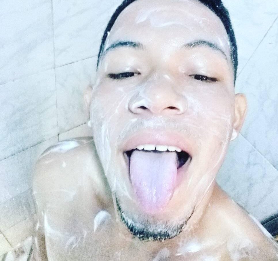 sexy_boy1107 from stripchat