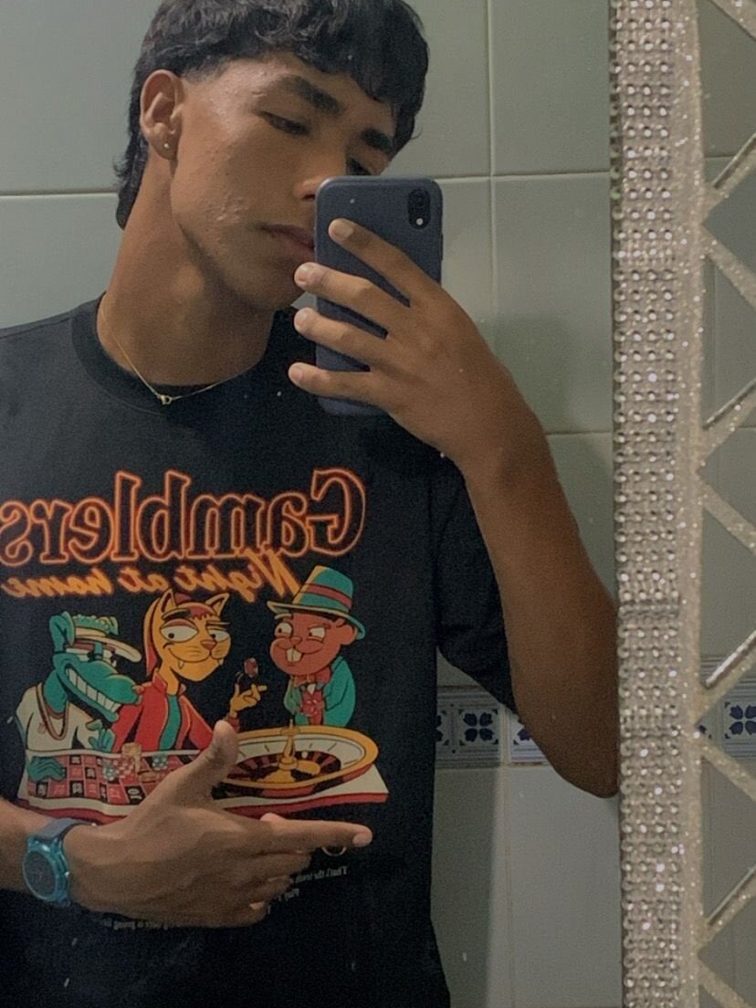 Live sex webcam photo for Tyler_prince #292297587