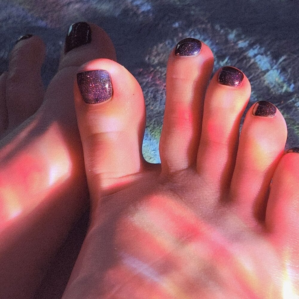 footfetish_baby from stripchat