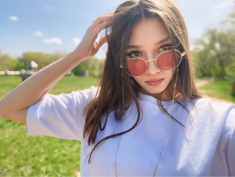 Live sex webcam photo for LexiLorre #286656127