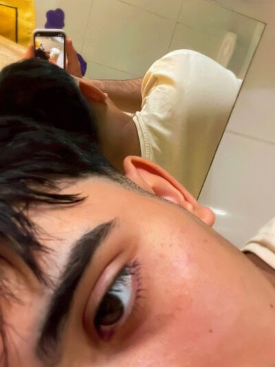 Alex_001g