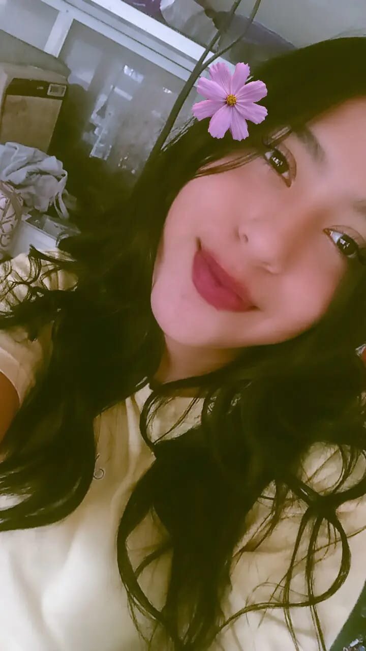 emma_pettite