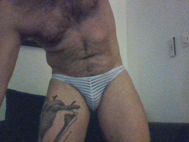 smalldicktlse's Offline XXX Chat