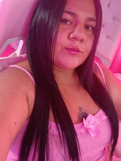 Teffi_smith25 Couple Smoke Online Webcam Naked