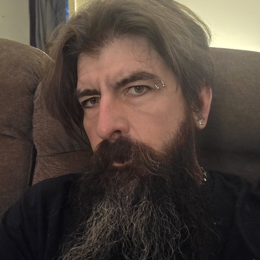 daddybadtouches from stripchat