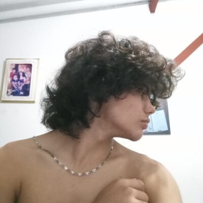 Ur_curlyhair - Stripchat Boy 