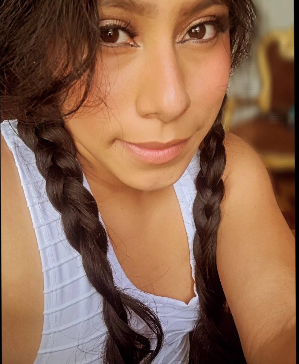 Kate_rinMadrigal profile
