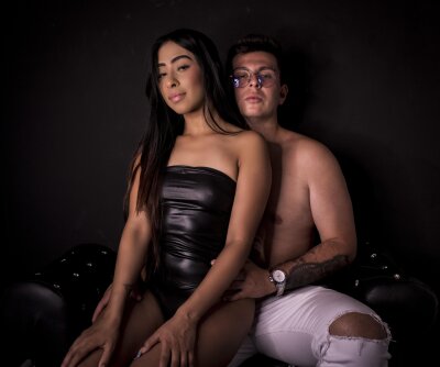 sex_plays_ 🍏 free sex cam