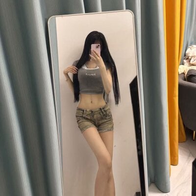 Xinyu002 Female Bigtitsasian Live Webcam Striptease