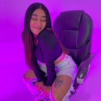 Nikki_noir's Offline Chat Room