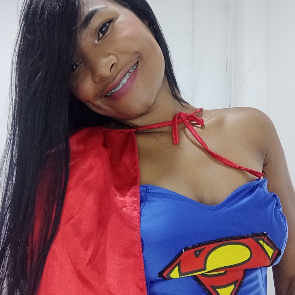 stripchat arianax20 webcam profile pic via sexcam-girls.com