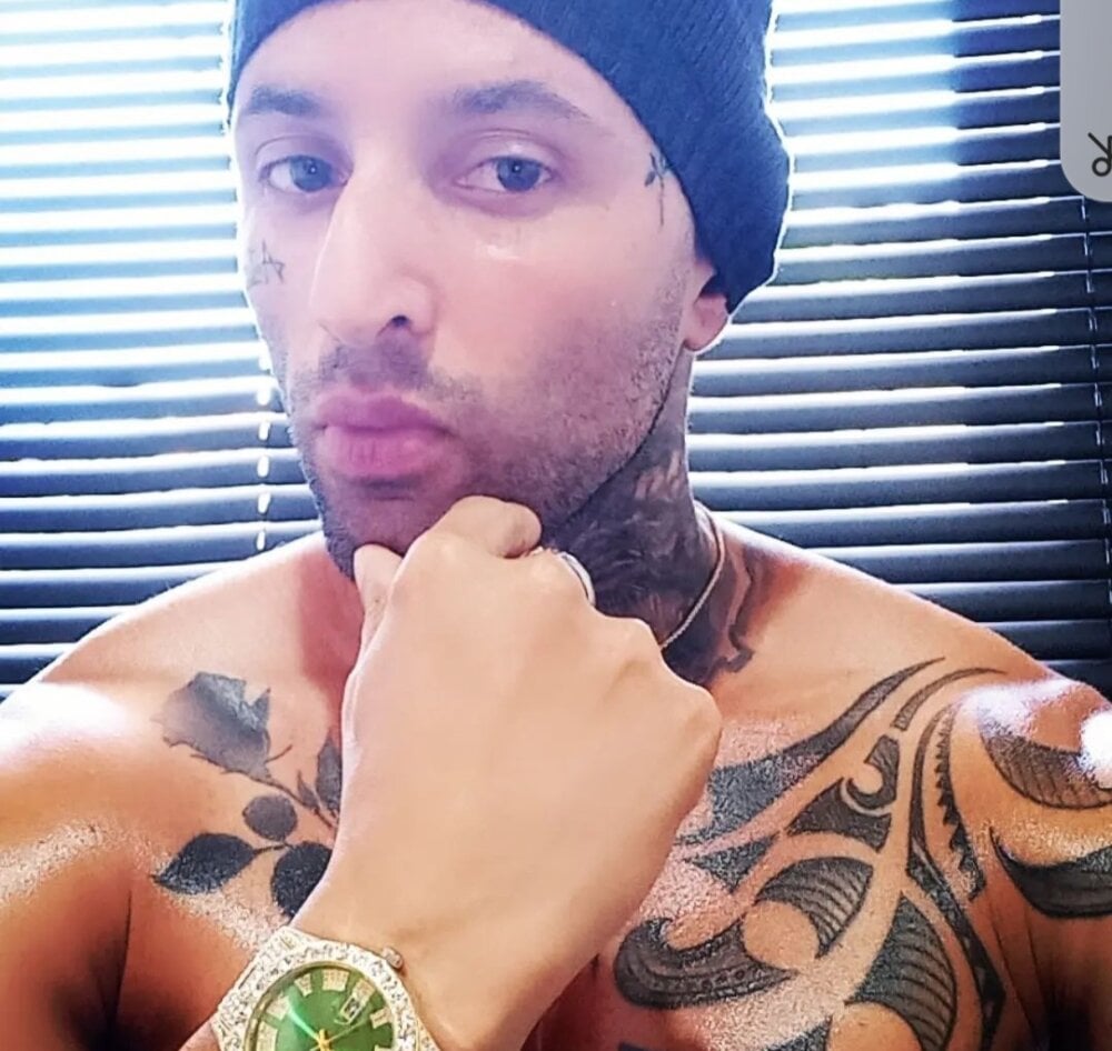 crissantillana's Offline XXX Chat