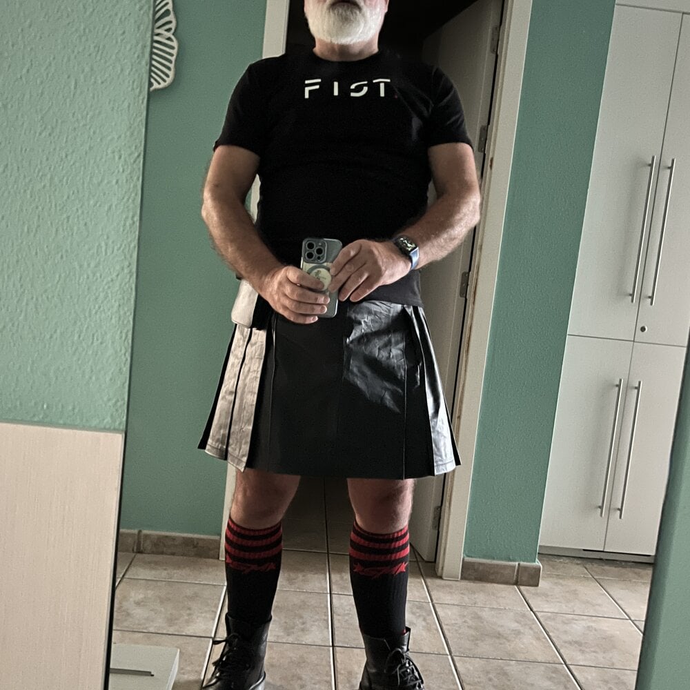 LeatherSdaddy profile