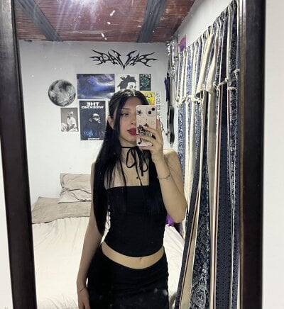 Snowblossom_ Female Outdoor Online Webcam Chat