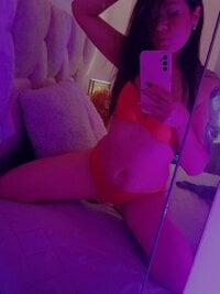 Charlotte_103's webcam live show