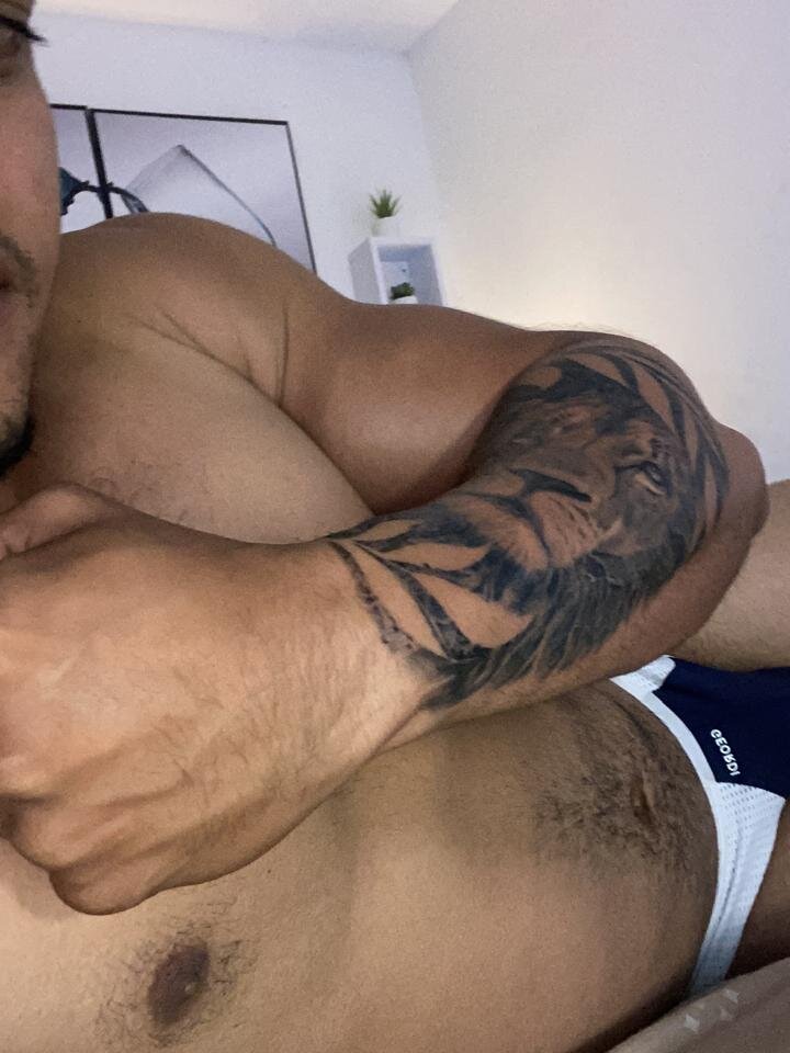 alejo_gero1712 from stripchat