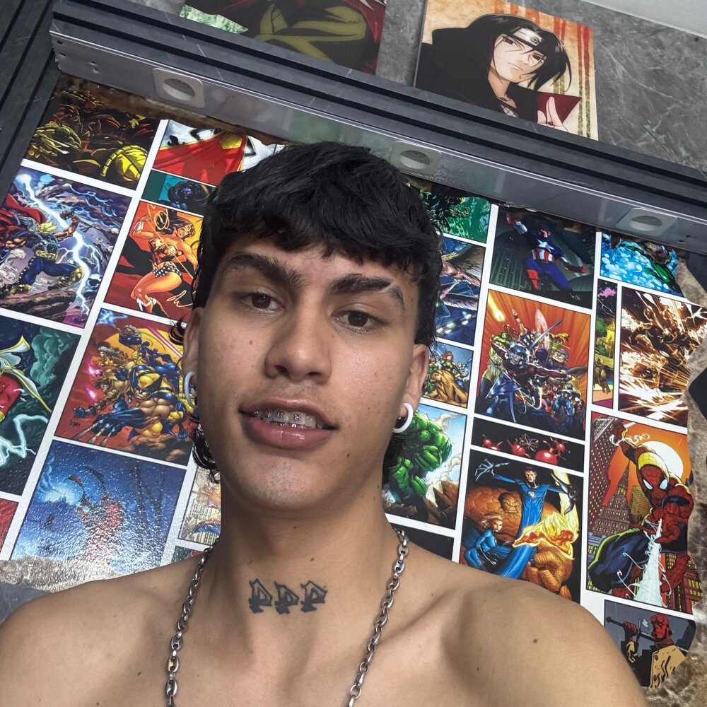 dani_returns' Offline XXX Chat