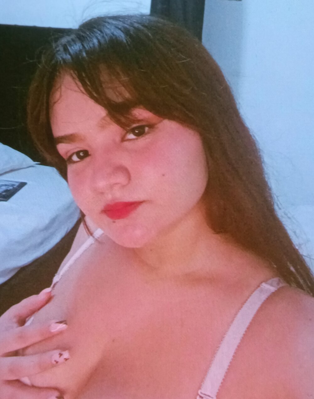 sofia18hotdding from stripchat