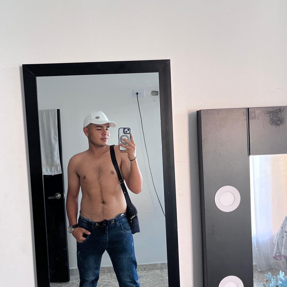 nati_pluss_ from stripchat