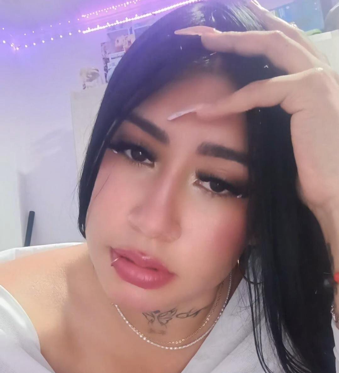 Alessanndra__