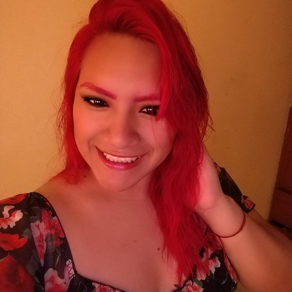 sleekcams.com candyflame_ livesex profile in colomb cams