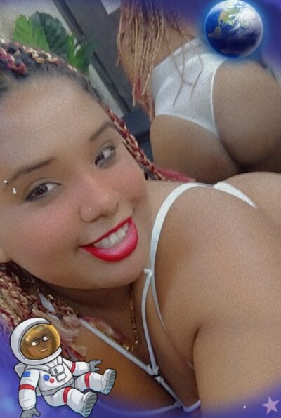 AgathaMooret 👽 nude cam