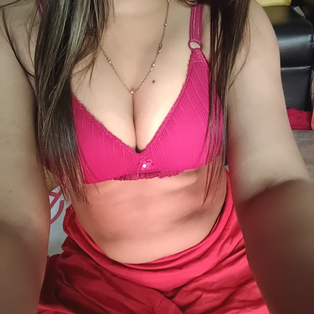 cheapadultsexcams.com honey_rose21 livesex profile in the-ozz cams