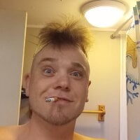 fuckin_buckin_fools' Offline Chat Room