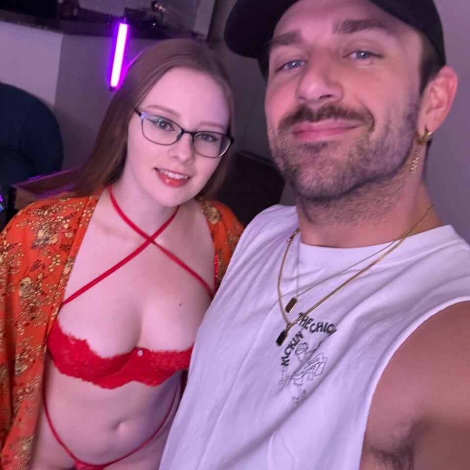 kinkycollabs from stripchat