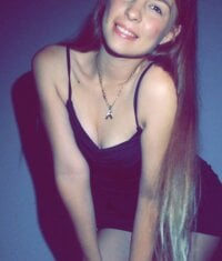Cute_sammi's Offline Chat Room