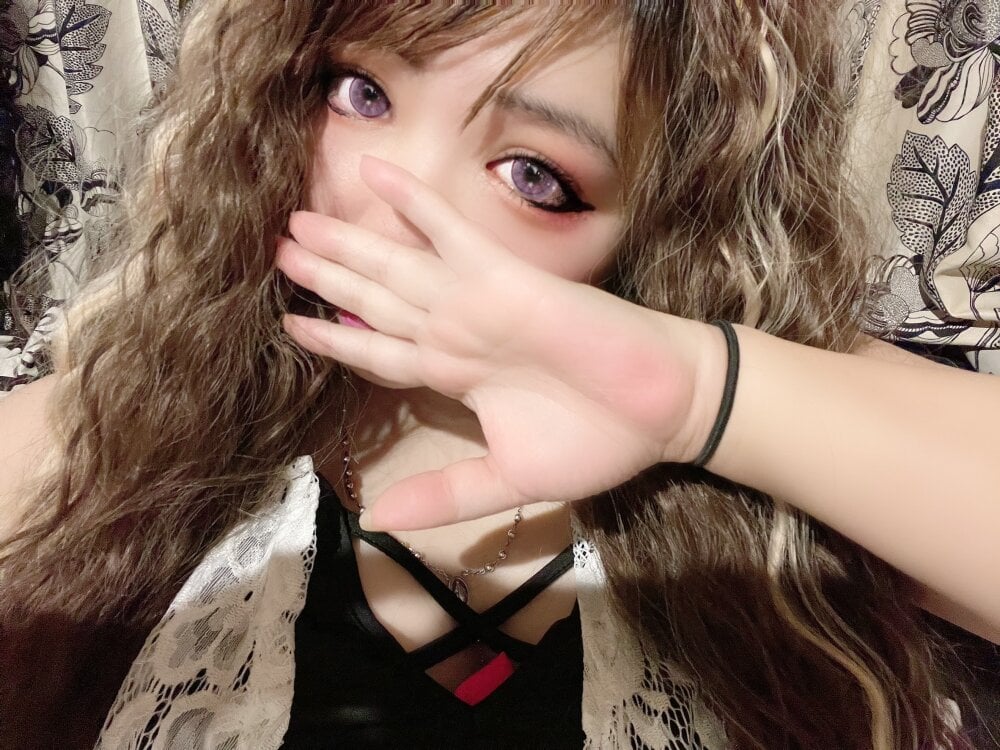 mega-camsex.com xoxlilxmeloxox livesex profile in japanese cams
